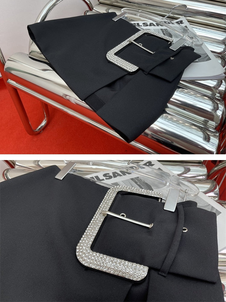 Diamond Buckel Mini Skirt