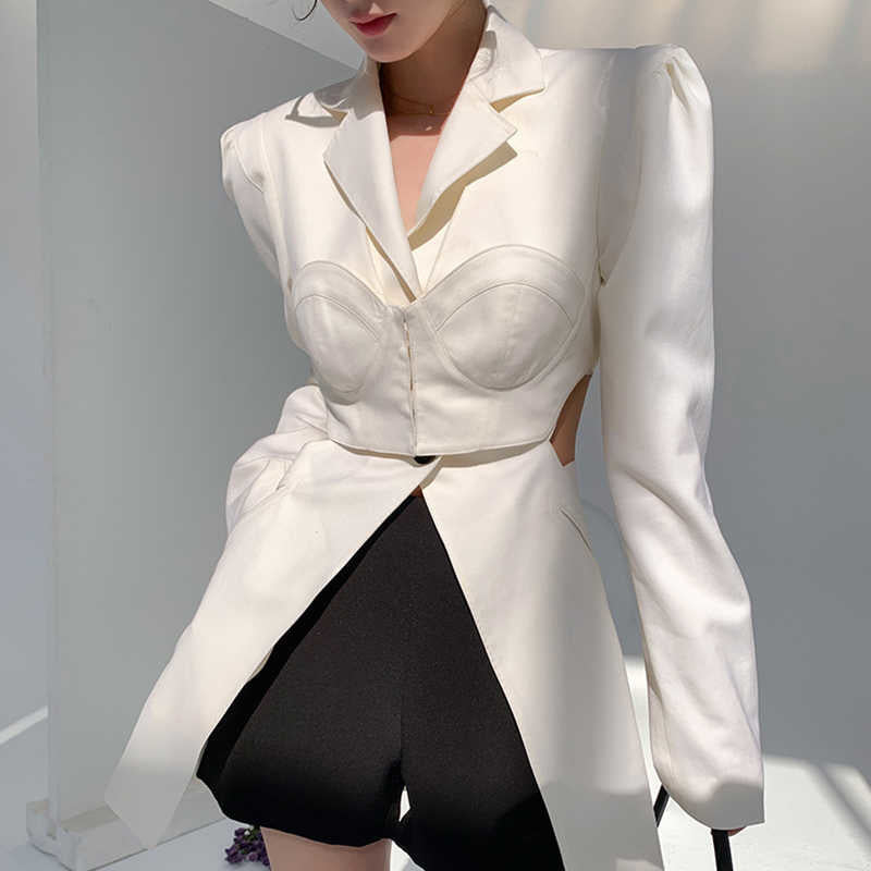 Victoire White Casual Blazer