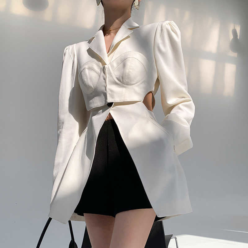 Victoire White Casual Blazer